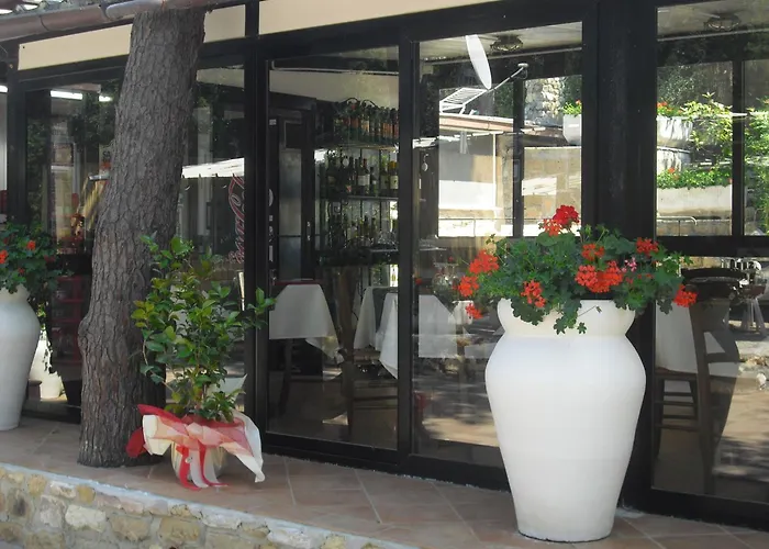 Casa Di CacciaCampeggio